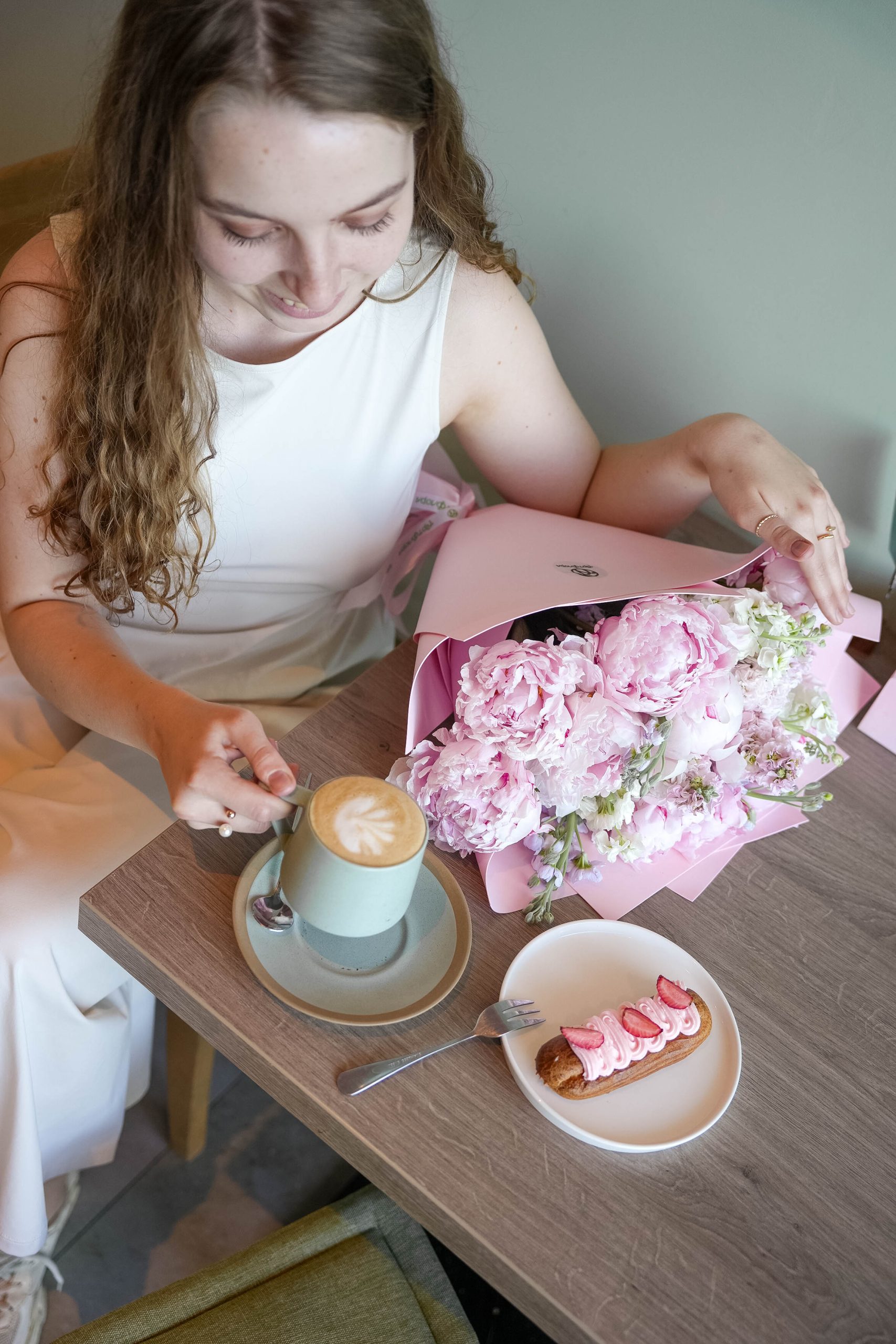 Как сохранить цветы свежими во время международной доставки